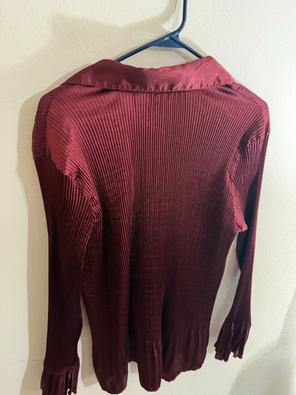 Ashley Stewart Size 16 Wine-Red Silky Pleated Blouse - Picture 3 of 3
